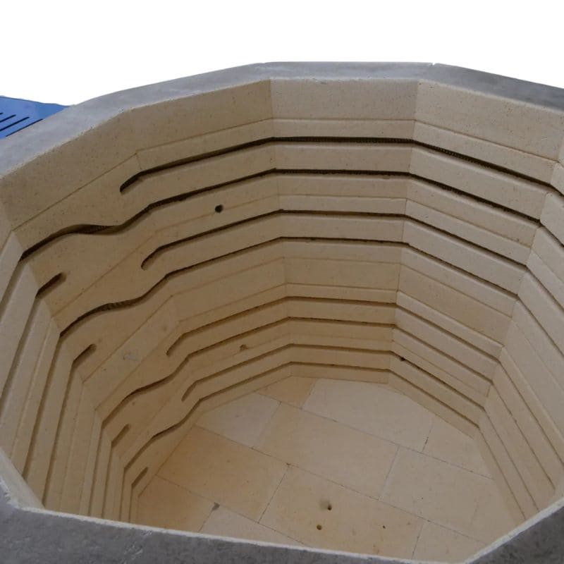 Top down view into the 10-sided round-shaped firing chamber of the Paragon Kilns CT102322 Ceramics and Pottery Kiln.