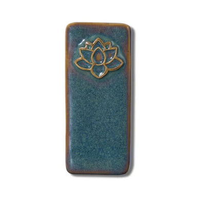blue tiger's eye mid-fire glaze sample tile from Speedball Art
