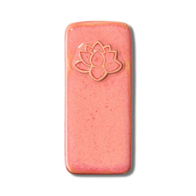 Living Coral mid-fire glaze sample tile from Speedball Art
