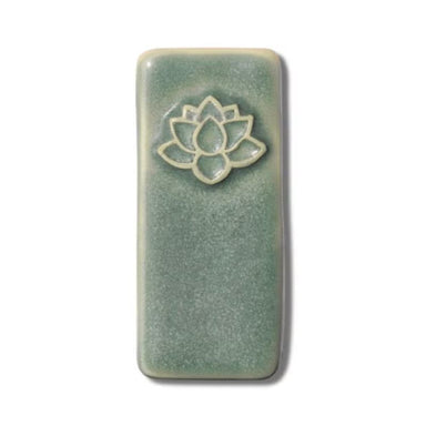 Sea Glass mid-fire glaze sample tile from Speedball Art